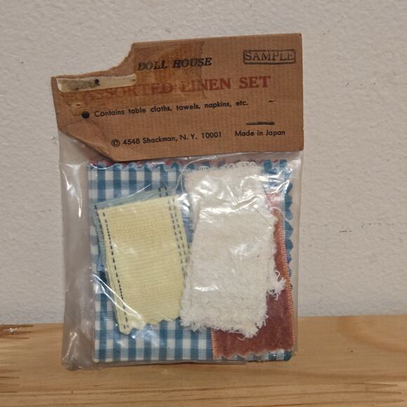 Vintage Shackman Dollhouse Assorted Table Cloths Towels Napkins Linen Sets - Picture 1 of 3